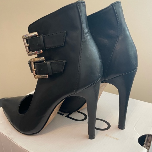Double strap heels by ALDO - Picture 3 of 4